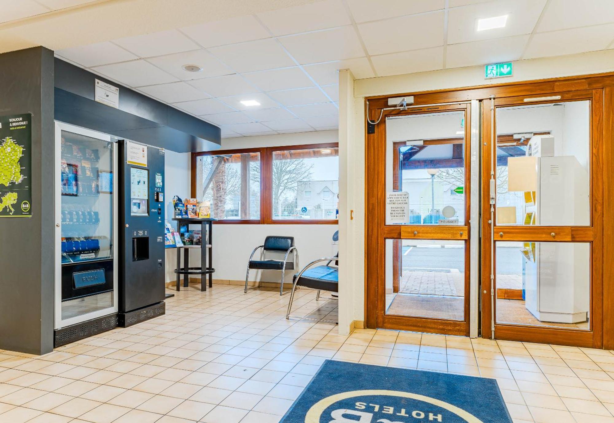 B&B Hotel Châtellerault Εξωτερικό φωτογραφία