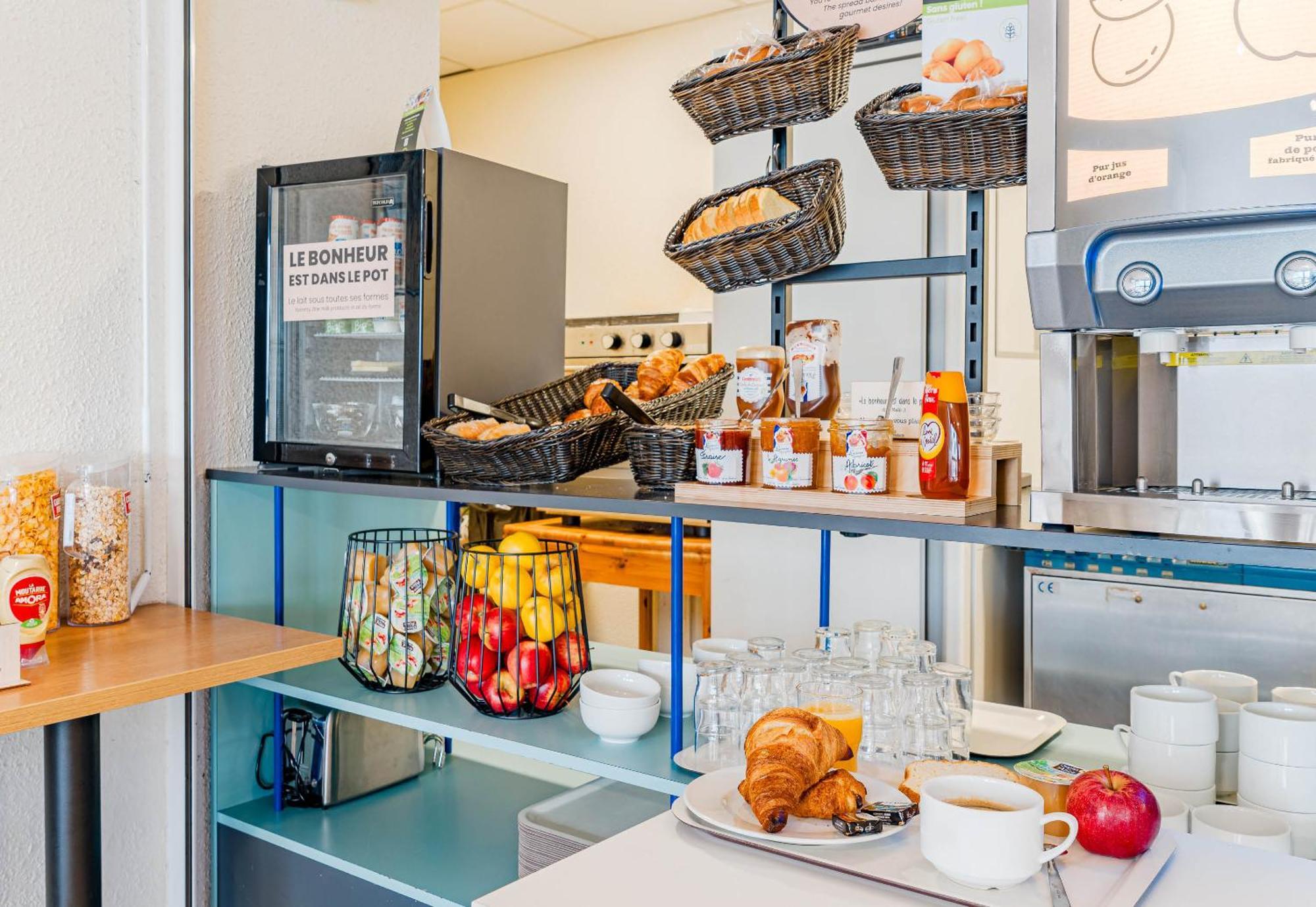 B&B Hotel Châtellerault Εξωτερικό φωτογραφία