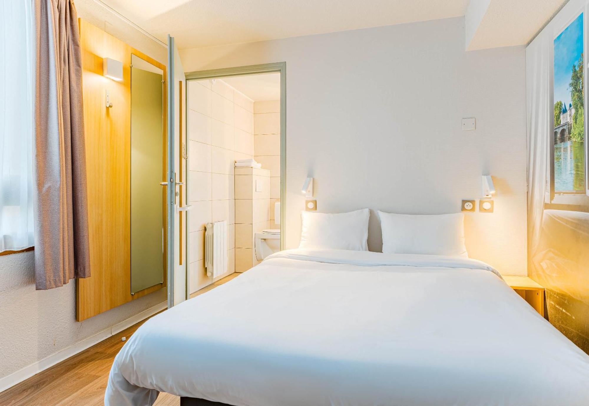 B&B Hotel Châtellerault Εξωτερικό φωτογραφία